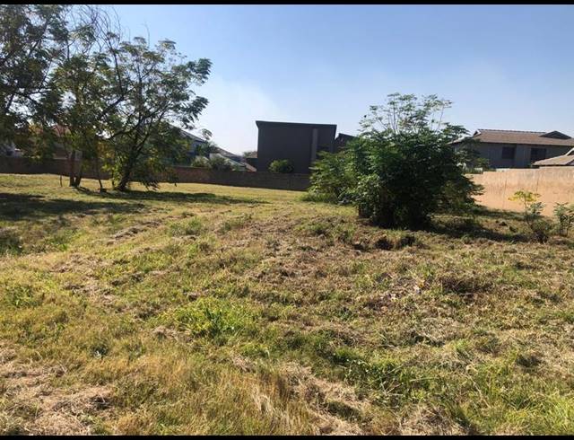 LAND FOR SALE IN SILVERWOODS COUNTRY ESTATE